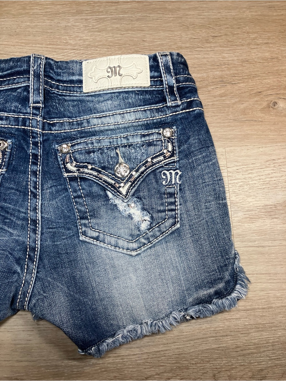 Miss Me denim short size 27 - Picture 6 of 9